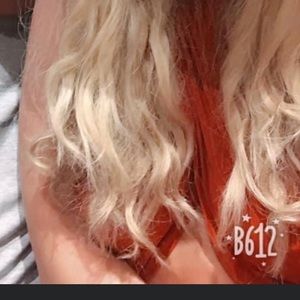 Pretty little things size 8 crop top that fits right around your breast